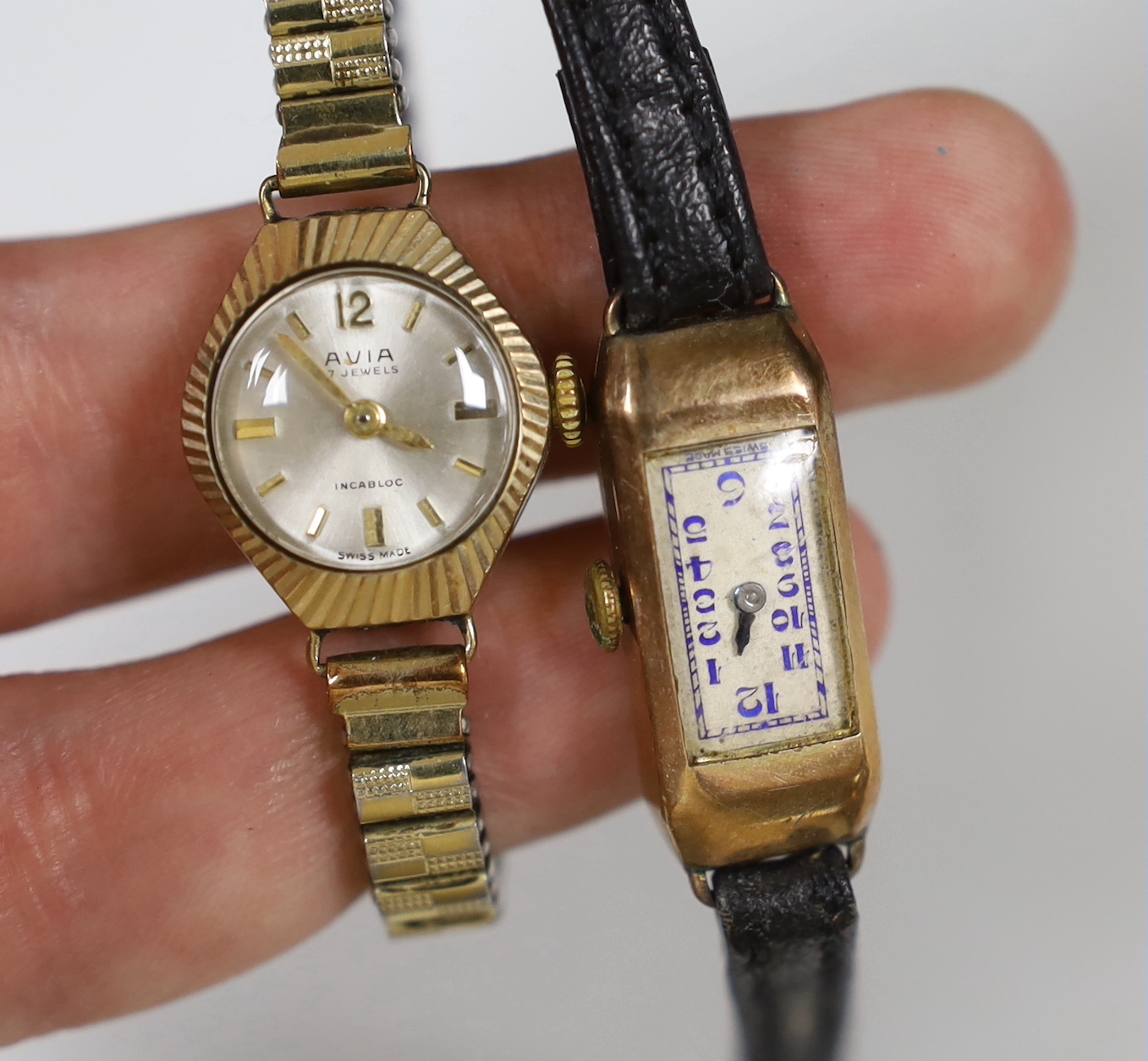 Seventeen assorted lady's or gentleman's wrist watches including a silver manual wind Omega, circa 1917 and a stainless steel Tudor, together with a pedometer?